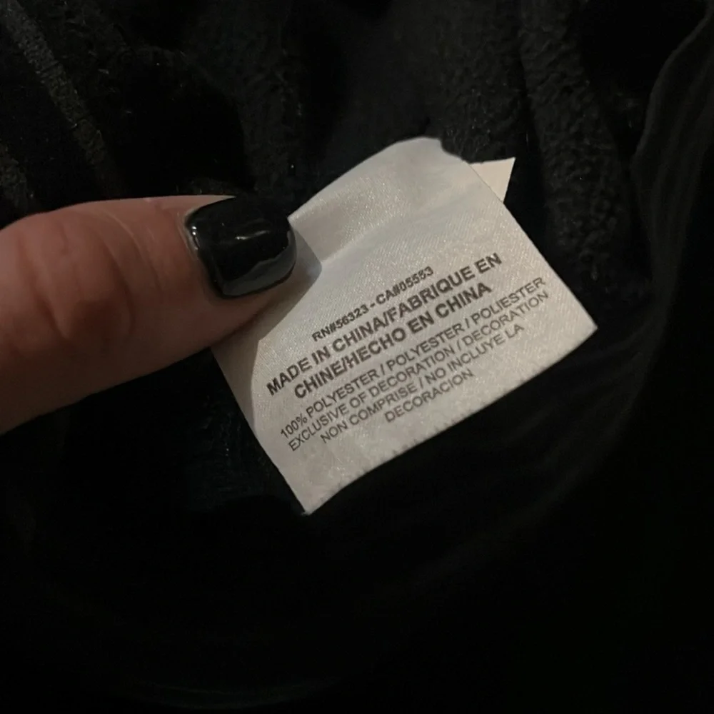 Like new Nike dri fit black pants with pockets